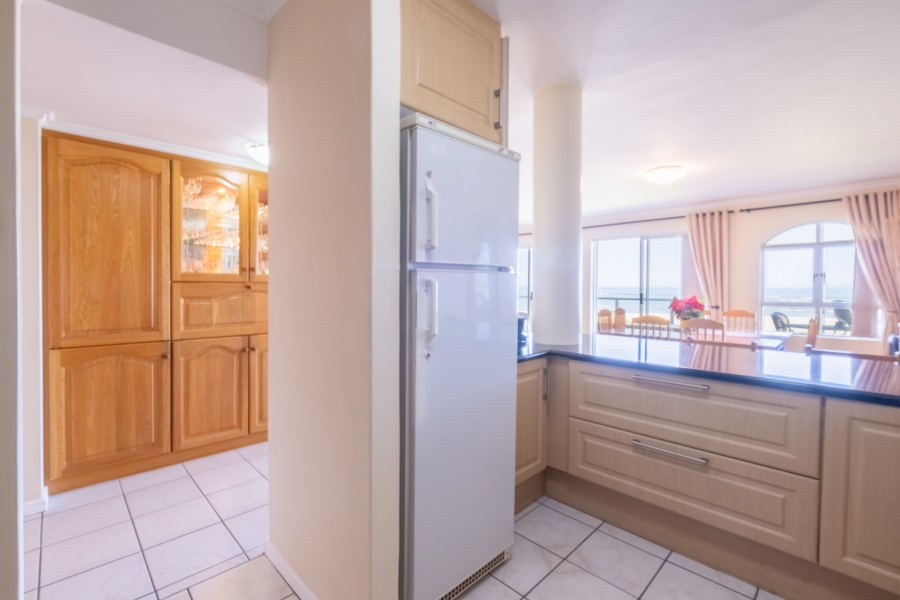 4 Bedroom Property for Sale in Greenways Golf Estate Western Cape